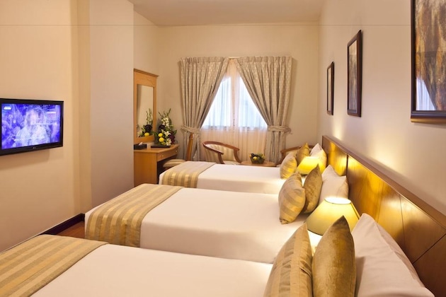 Gallery - Landmark Plaza Hotel