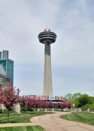 Gallery - Ramada By Wyndham Niagara Falls Fallsview