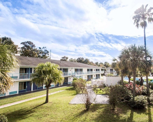 Gallery - Rodeway Inn Maingate