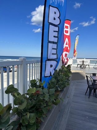 Gallery - Boardwalk Inn And Suites