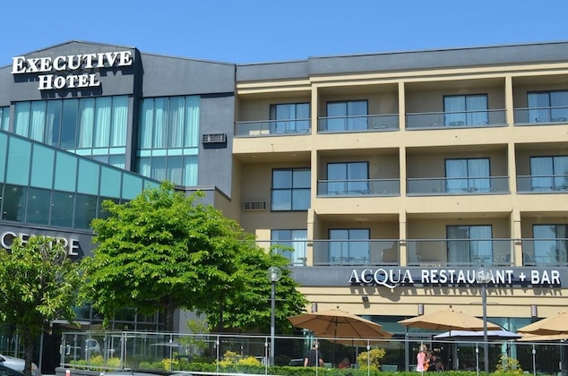 Gallery - Executive Suites Hotel Metro Vancouver