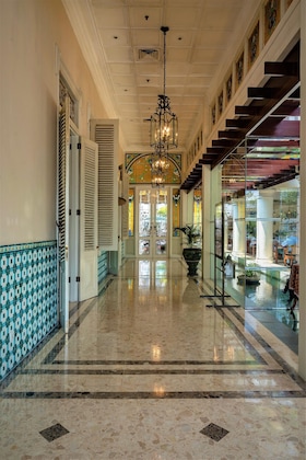 Gallery - The Phoenix Hotel Yogyakarta - Handwritten Collection