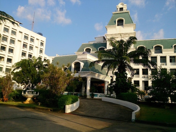 Gallery - Camelot Hotel Pattaya