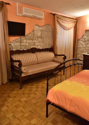 Gallery - Palace Derossi