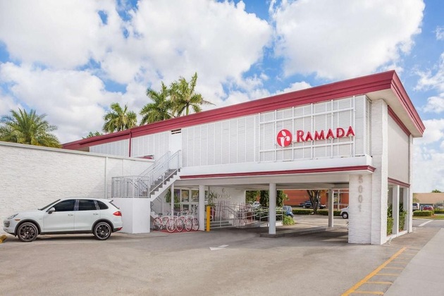 Gallery - Ramada By Wyndham Miami Springs Miami International Airport