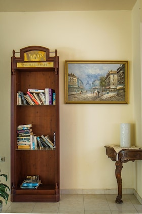 Gallery - Alkmini