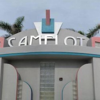 Gallery - Camelot Beach Suites