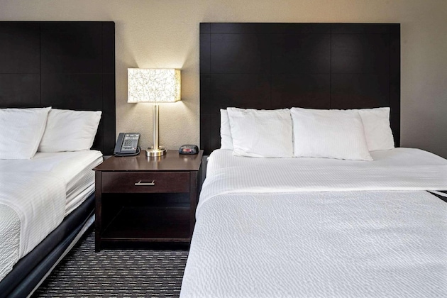 Gallery - La Quinta Inn & Suites By Wyndham Anaheim