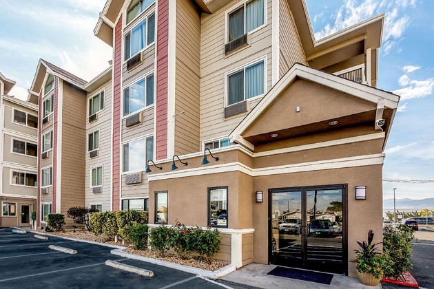 Gallery - Quality Inn & Suites Reno Area