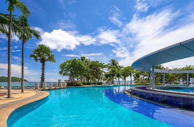 Gallery - Ocean View Resort Yalong Bay (Former Holiday Inn Y