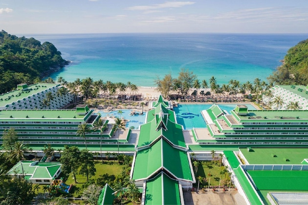 Gallery - Le Meridien Phuket Beach Resort