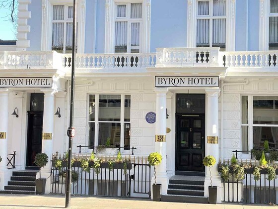 Gallery - Byron Hotel London