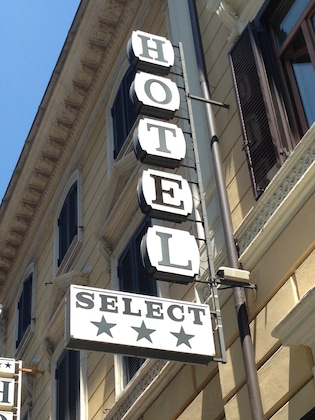 Gallery - Select Garden Hotel