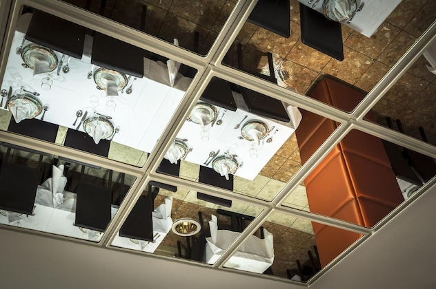 Gallery - America Hotel Lourdes