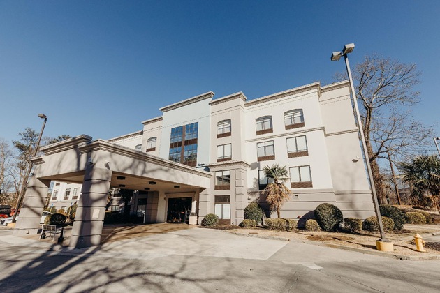 Gallery - Holiday Inn Express Atlanta Ne I-85 Clairmont By Ihg