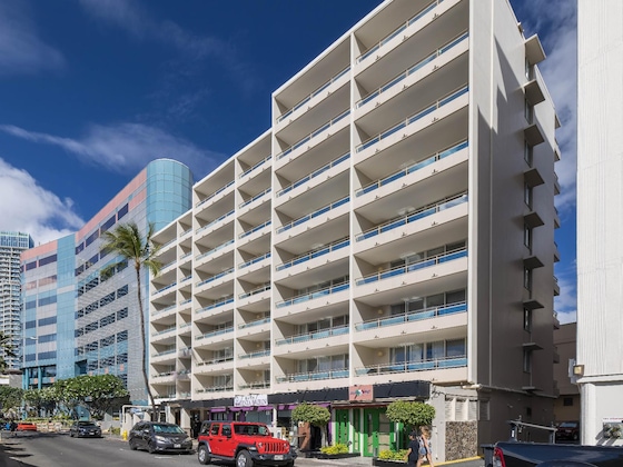 Gallery - Regency On Beachwalk Waikiki By Outrigger