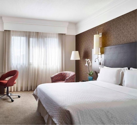 Gallery - Qoya Hotel Curitiba, Curio Collection By Hilton
