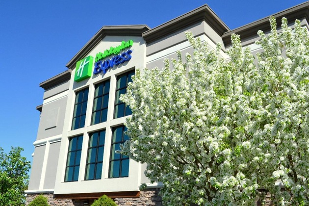 Gallery - Holiday Inn Express Hotel & Suites Bozeman West By Ihg