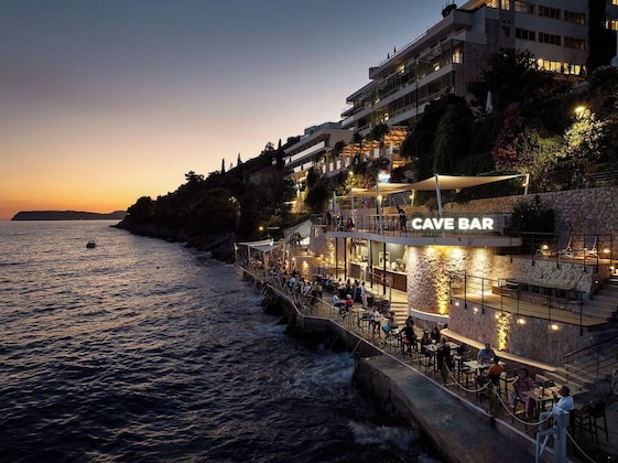 Gallery - Hotel More