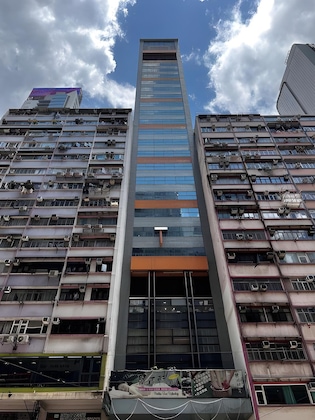 Gallery - Hennessy Hotel