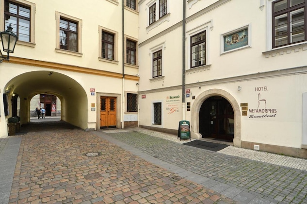 Gallery - Hotel Metamorphis