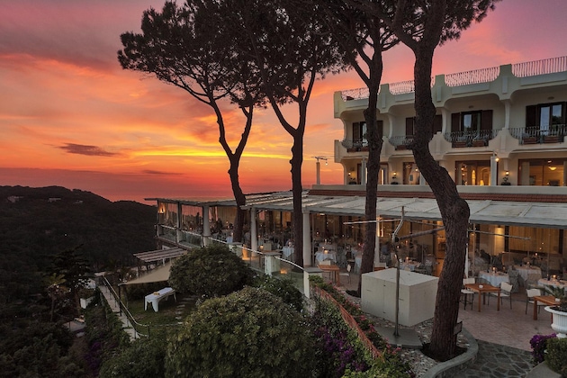 Gallery - San Montano Resort & Spa