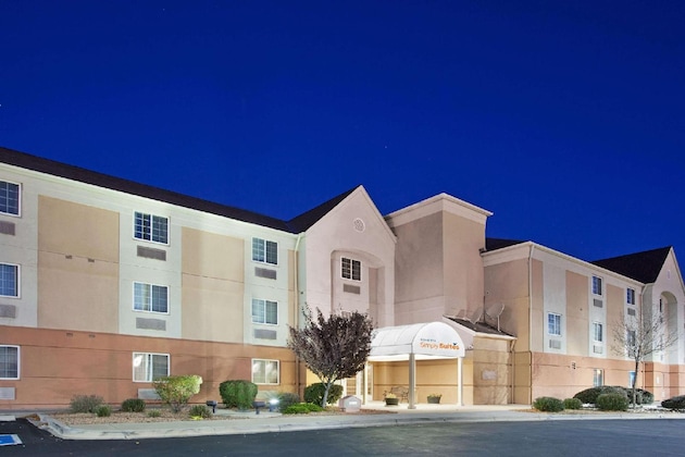 Gallery - Sonesta Simply Suites Albuquerque