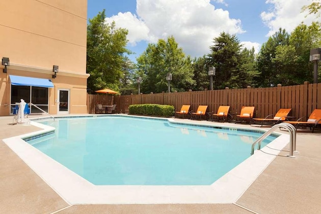 Gallery - Embassy Suites Atlanta Airport