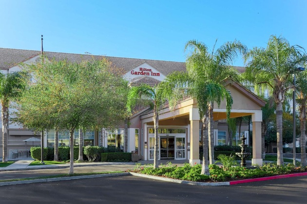 Gallery - Hilton Garden Inn Bakersfield