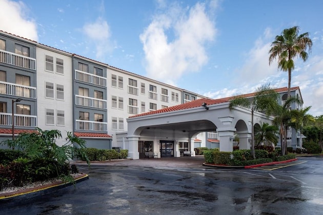 Gallery - Holiday Inn & Suites Boca Raton - North, An Ihg Hotel