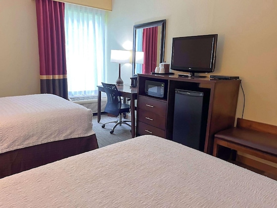 Gallery - Hampton Inn Cherokee