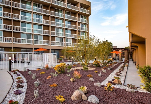 Gallery - Holiday Inn Oxnard – Ventura By Ihg