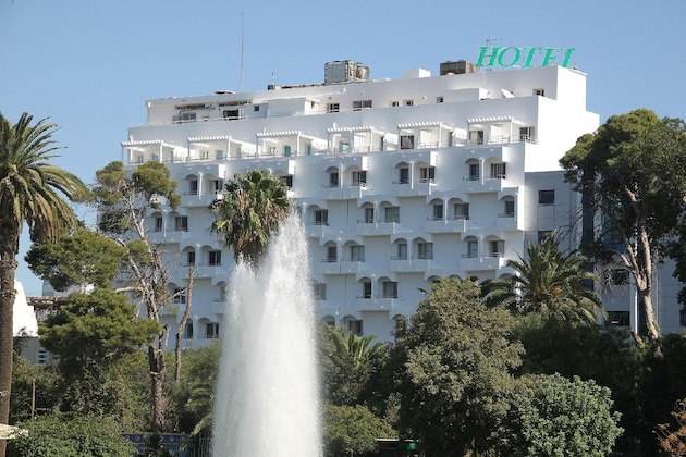 Gallery - Ambassadeurs Hotel