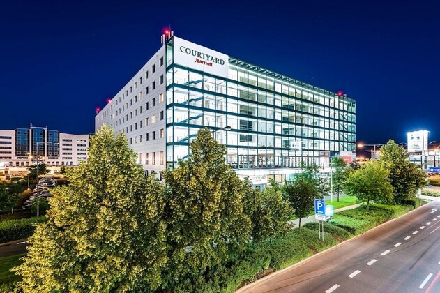 Gallery - Courtyard By Marriott Prague Airport