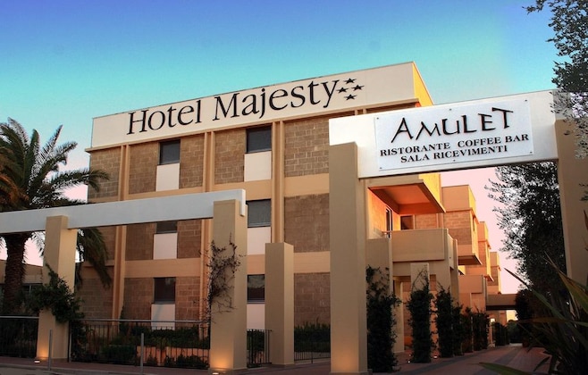 Gallery - Hotel Majesty