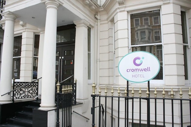 Gallery - The Cromwell Crown