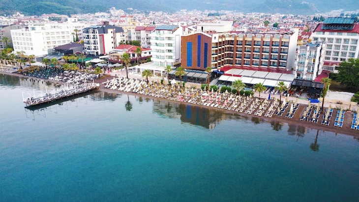 Gallery - Point Beach Hotel