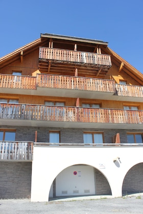 Gallery - Praroustan By Actisource