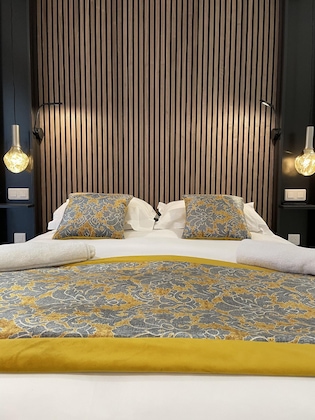 Gallery - Confidentiel Hôtel