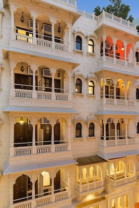 Gallery - Jyoti Mahal A Heritage Hotel - 10 Mins From New Delhi Railway Station & 2 Mins From Metro