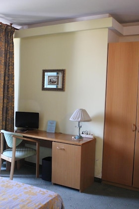 Gallery - Ascot Lodging