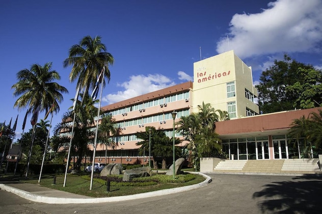 Gallery - Las Americas