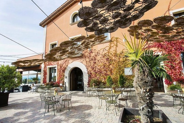 Gallery - Qgat Restaurant, Events & Hotel