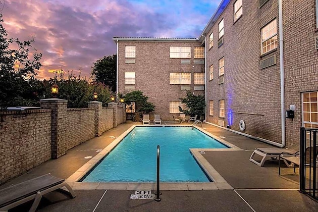 Gallery - Mainstay Suites Addison-Dallas