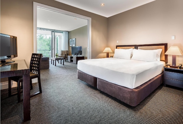 Gallery - Hilton Lake Taupo