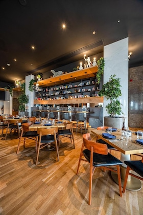 Gallery - Media One Hotel Dubai