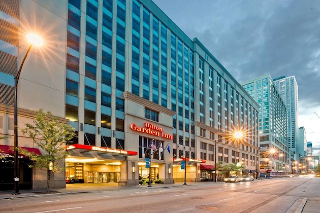 Gallery - Hilton Garden Inn Chicago Downtown Magnificent Mile