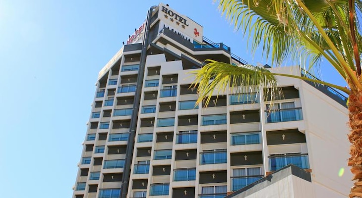 Gallery - Hotel La Familia Gallo Rojo