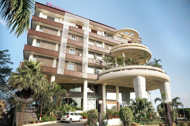 Gallery - Pride Premier Solitaire Dehradun
