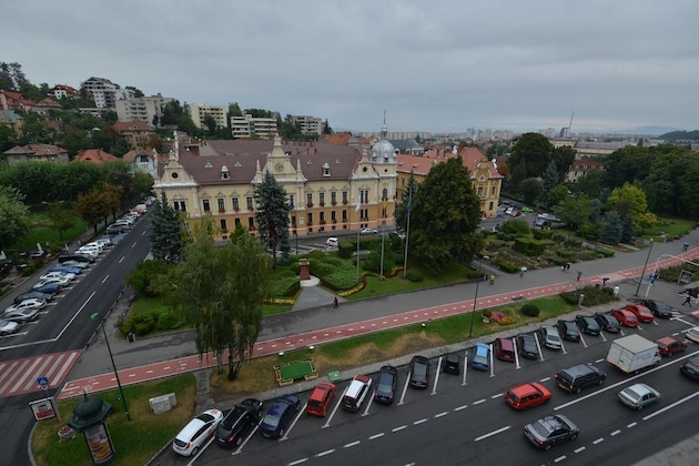 Gallery - Capitol Brasov